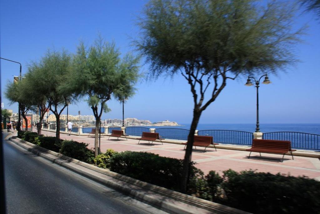 Super Luxury Apartment In Tigne Point, Amazing Sea Views Σλιέμα Εξωτερικό φωτογραφία