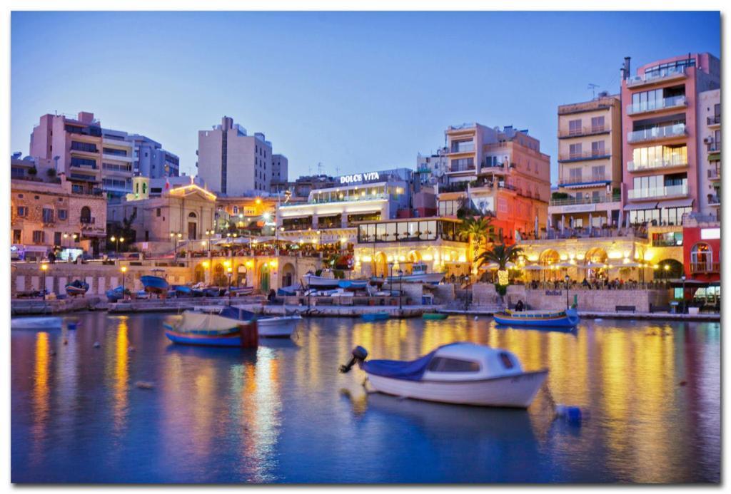 Super Luxury Apartment In Tigne Point, Amazing Sea Views Σλιέμα Εξωτερικό φωτογραφία
